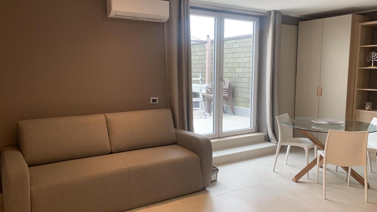 Apartamento R39 Attic With Terrace And Private Parking Milán Exterior foto