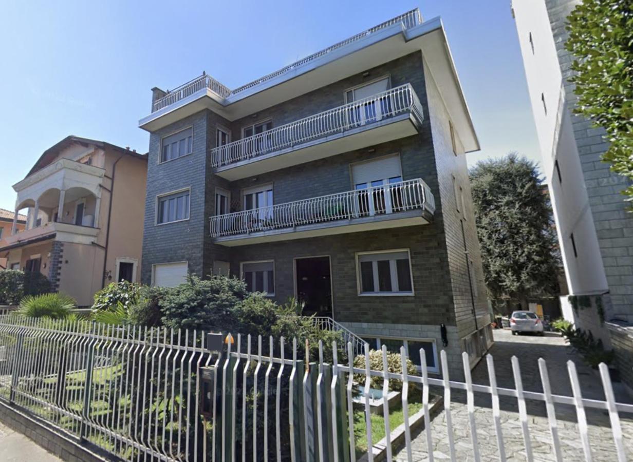 Apartamento R39 Attic With Terrace And Private Parking Milán Exterior foto